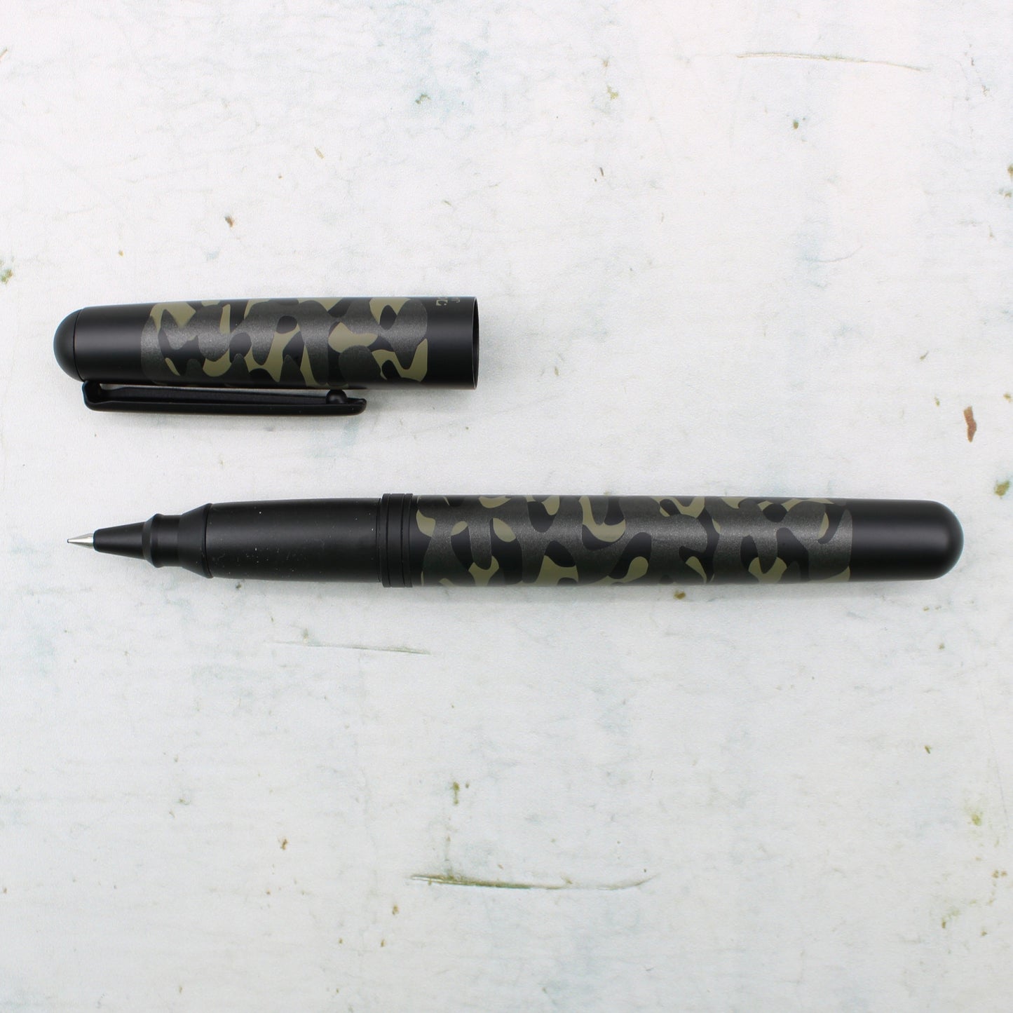 Ohto CR01 Gel Pen - 4 Variations