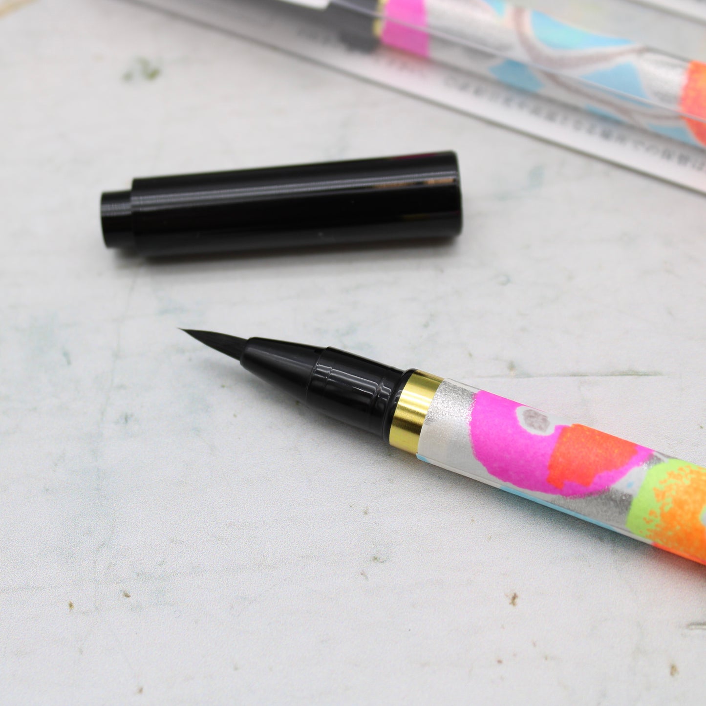 Hanako Brush pen - neon