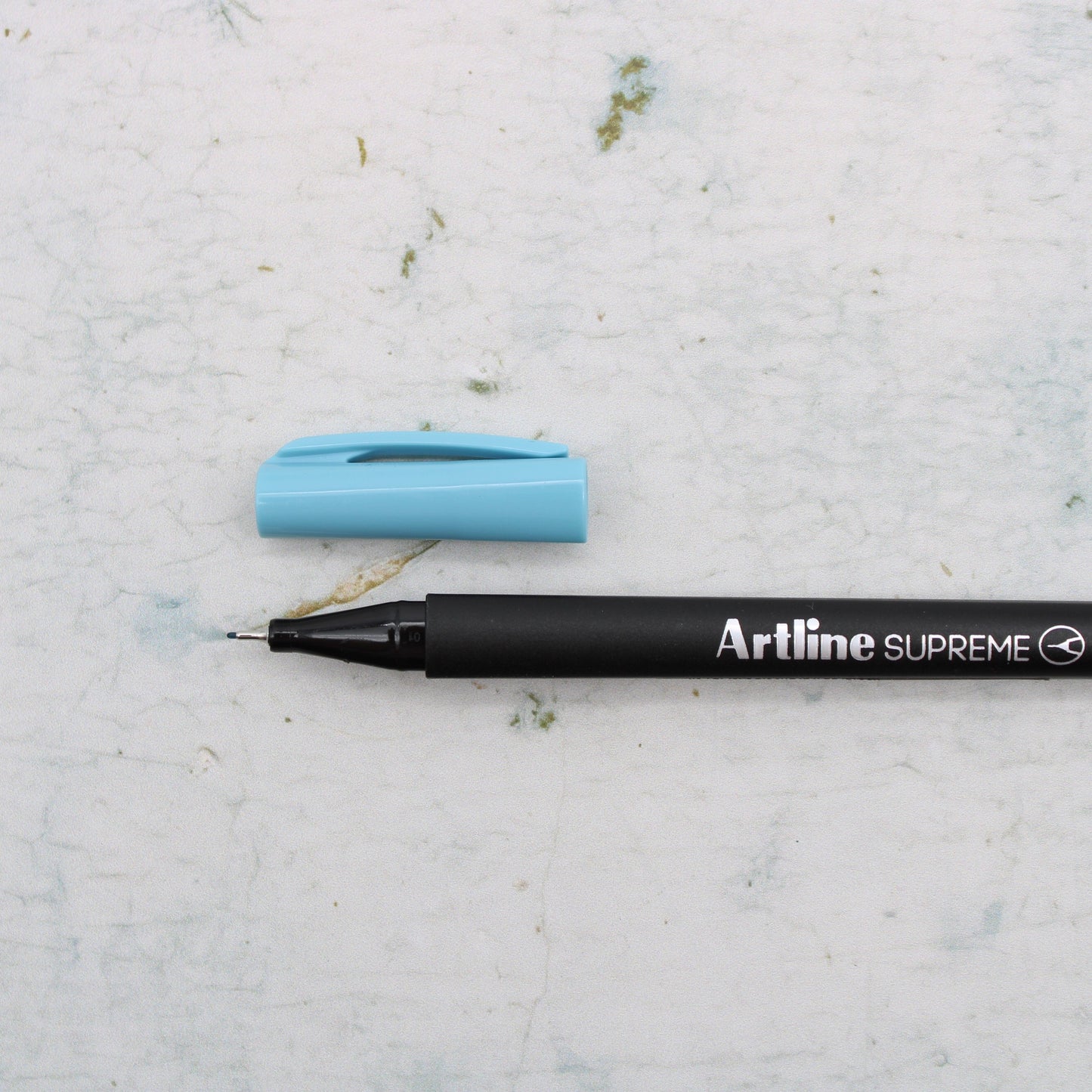 Artline Supreme Fine Pen (0.4mm)