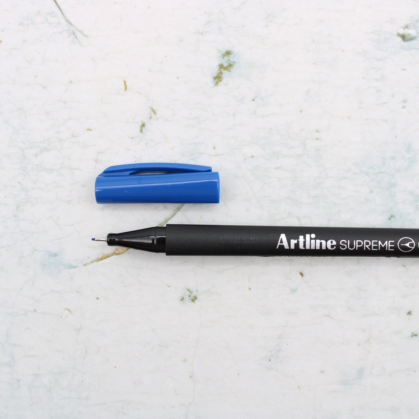 Artline Supreme Fine Pen (0.4mm)