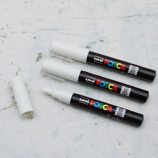 White Posca Pen - extra fine 0.7 bullet tip