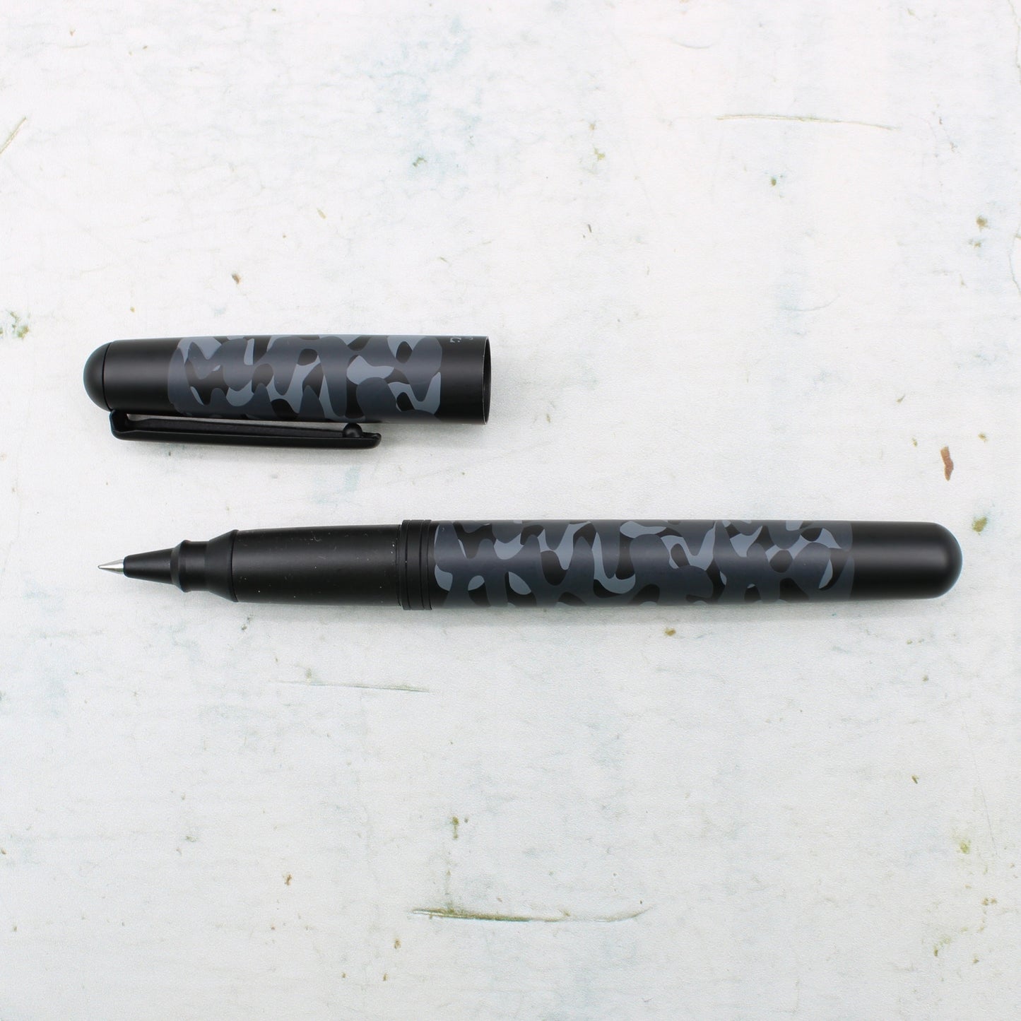 Ohto CR01 Gel Pen - 4 Variations