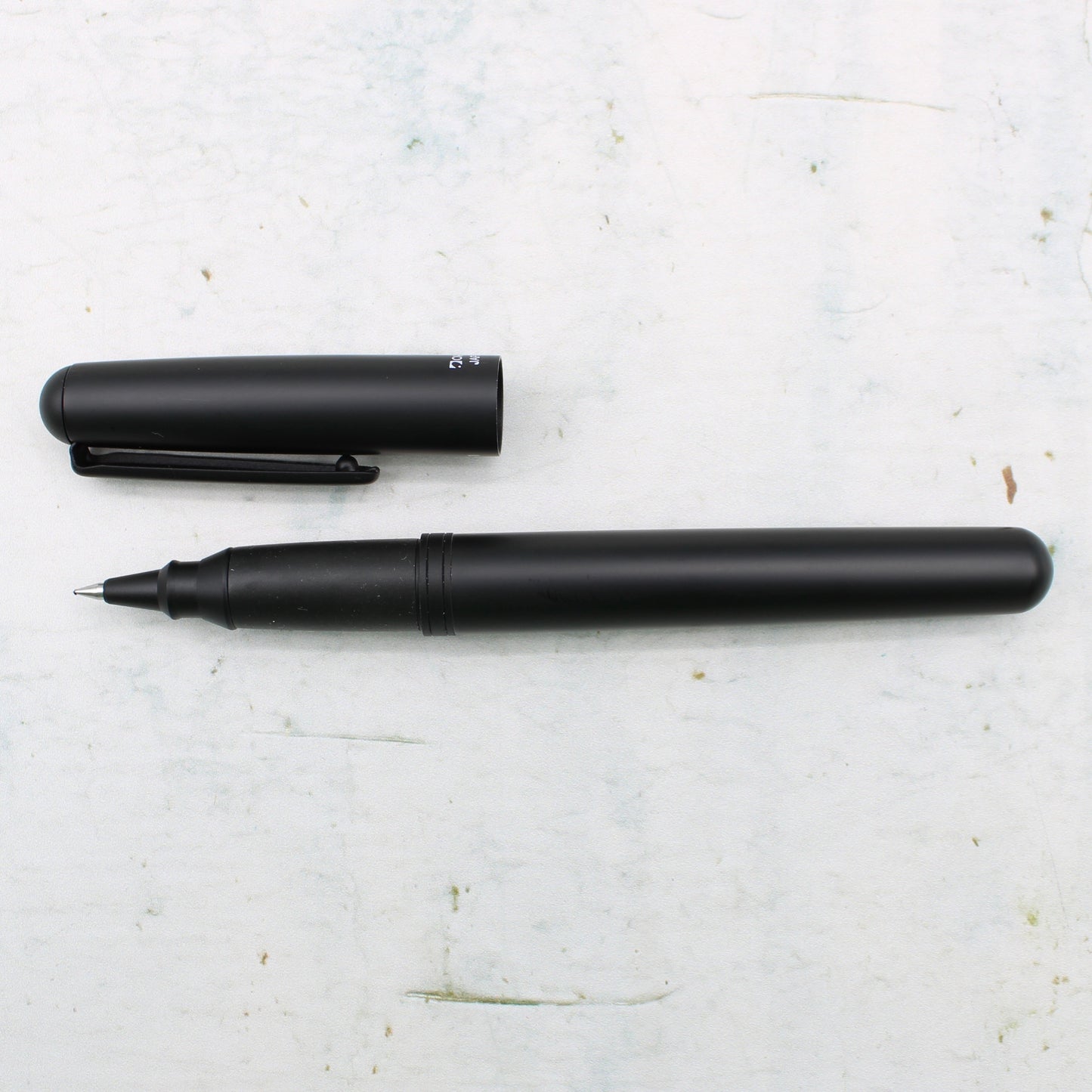 Ohto CR01 Gel Pen - 4 Variations