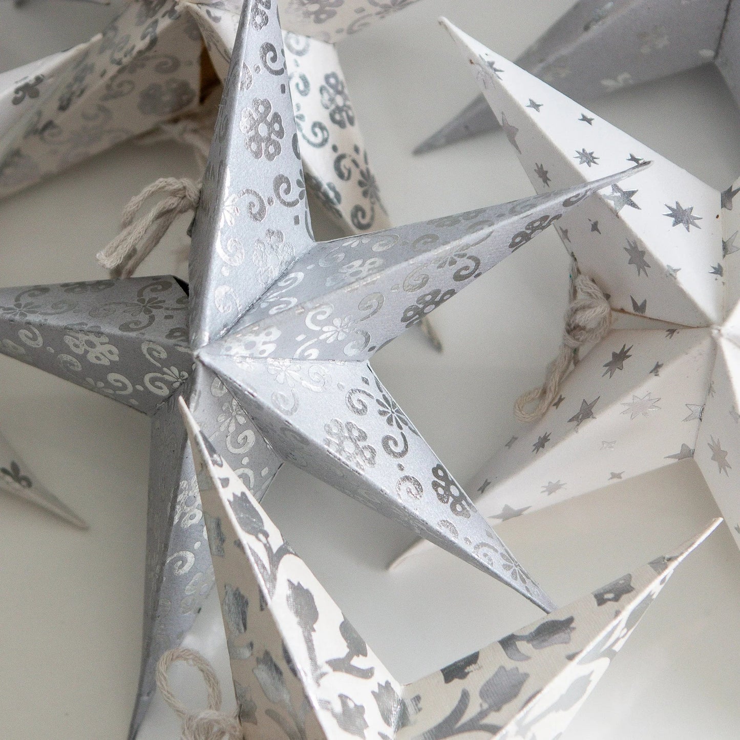 Mini Stars - Set of 8 Neutral/Silver